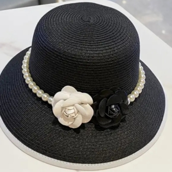 Elegant Bucket Hat - Short Brim Faux Pearl & Flower Decor Straw Ha - Picture 1 of 6